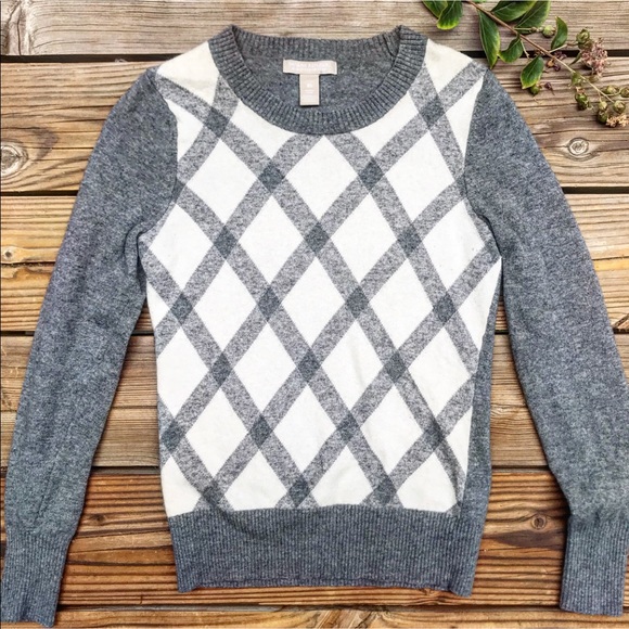 Banana Republic Sweaters - Banana Republic fine merino wool sweater xs